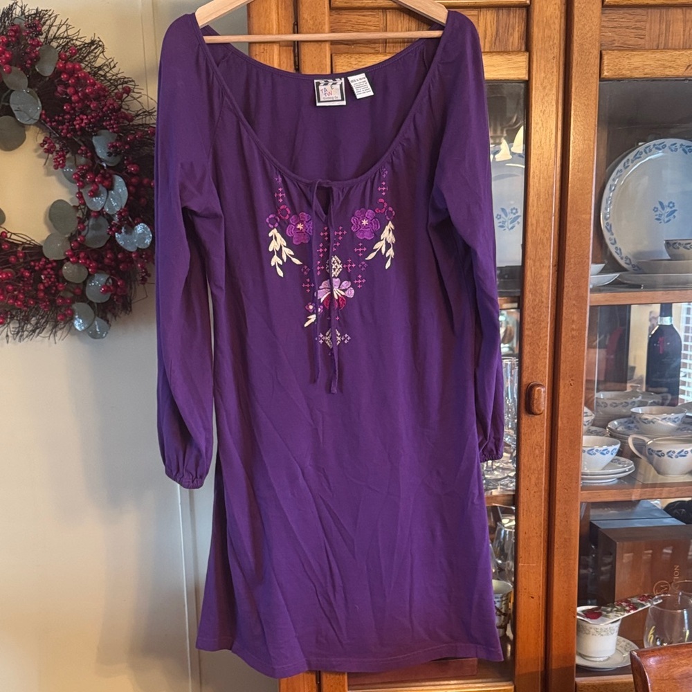 Chic Long Sleeve Purple Dress with Floral Detail